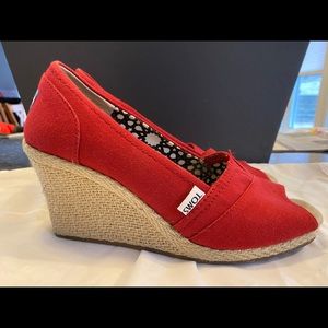 Toms Wedges